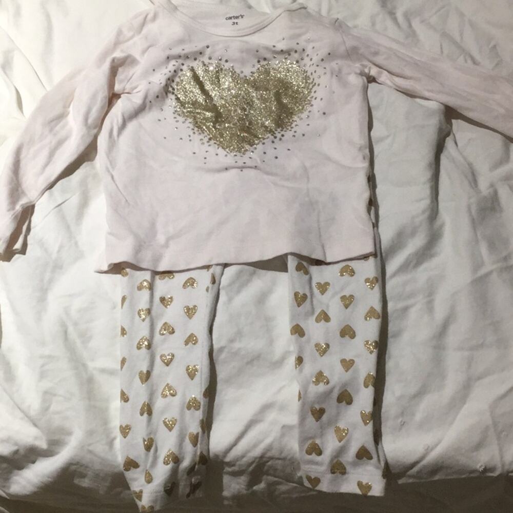 Carters 3t heart of gold cream gold set guc